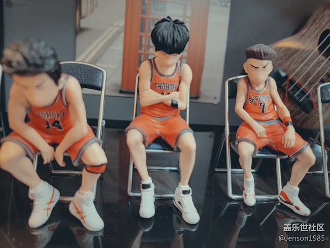 【家中小景】書桌上的童年