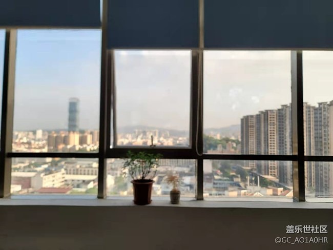 Note20 U拍照糊糊的，幾乎看不清畫面