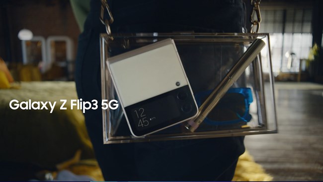Galaxy Z Filp3 5G 掌心折叠设计