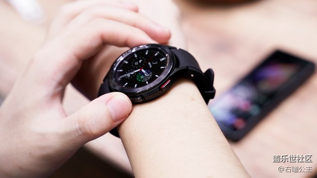 更贴心的智能手表 Galaxy Watch4系列美图赏