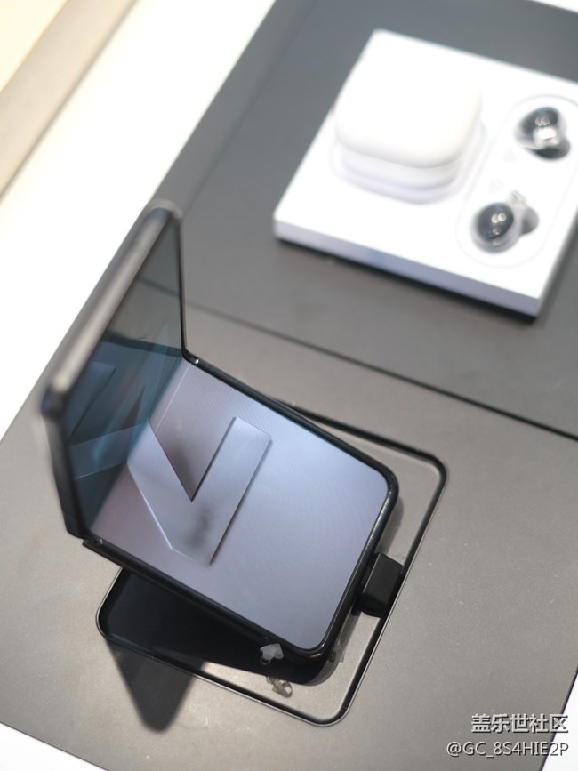 #三星快閃店打卡 三星快閃店Z FLIP3折疊手機有點香??