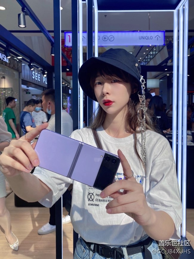 #三星快閃店打卡 復(fù)古潮流！三星samsung玩起折疊術(shù)啦！