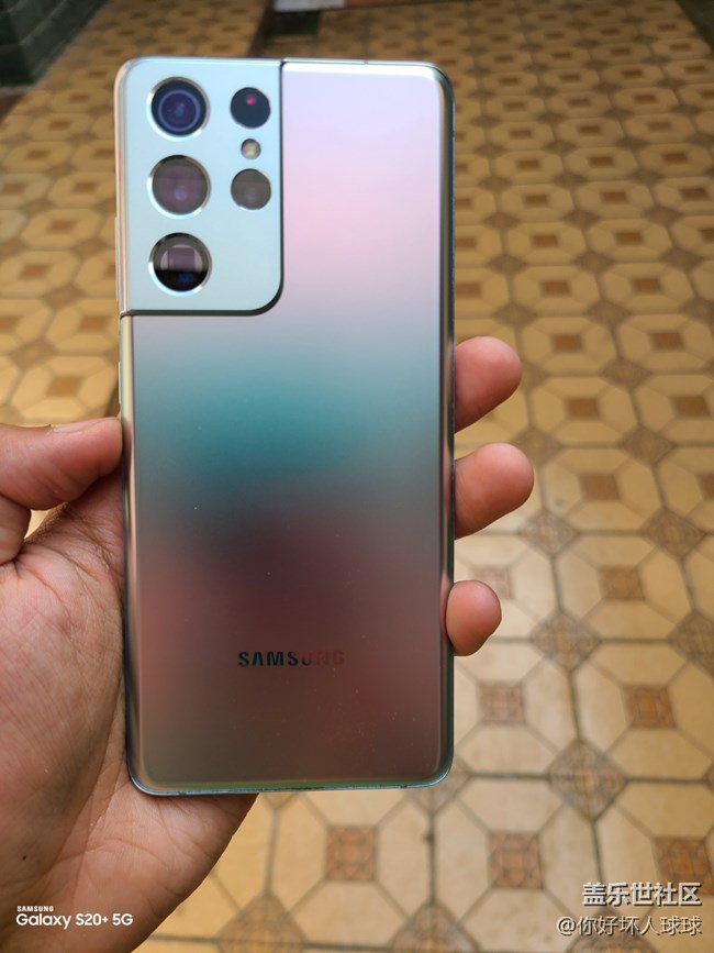 今天回顧了S21系列發(fā)布會，黑色Ultra帥啊