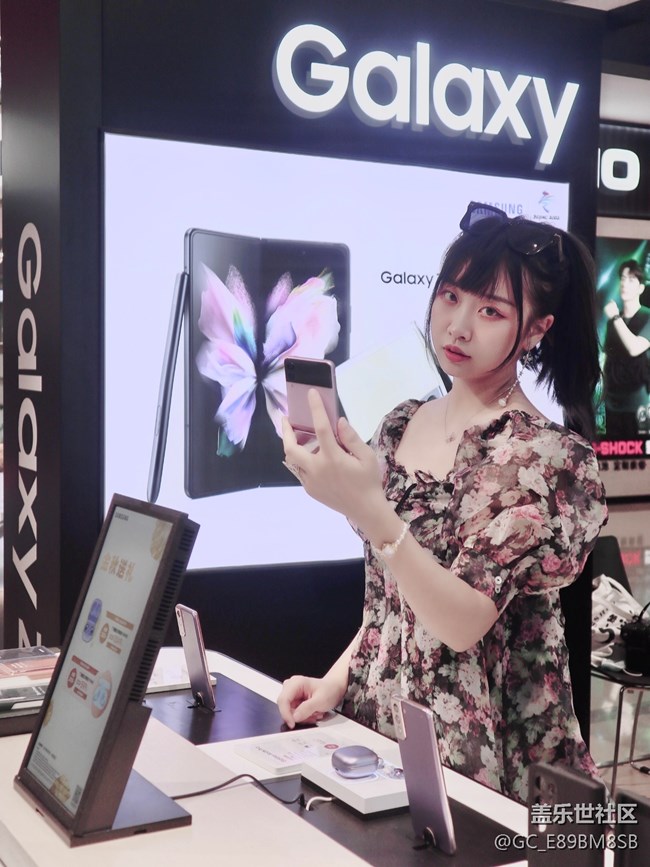 #三星快閃店打卡 #三星Galaxy Z Fold3Flip3 #三星快閃店打卡 #三星Galaxy Z Fold3Flip3