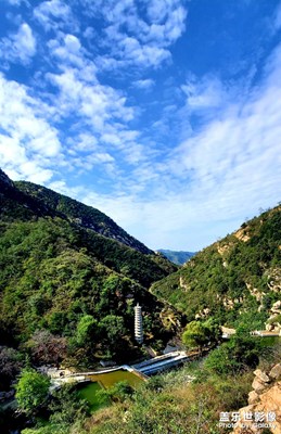 藍(lán)天 白云 仙山仙境  魅麗十八盤村