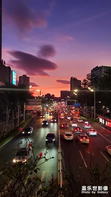 臺風過后的晚霞格外漂亮