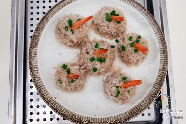 大米別光煮粥了，學(xué)會新吃法，飯菜全有了