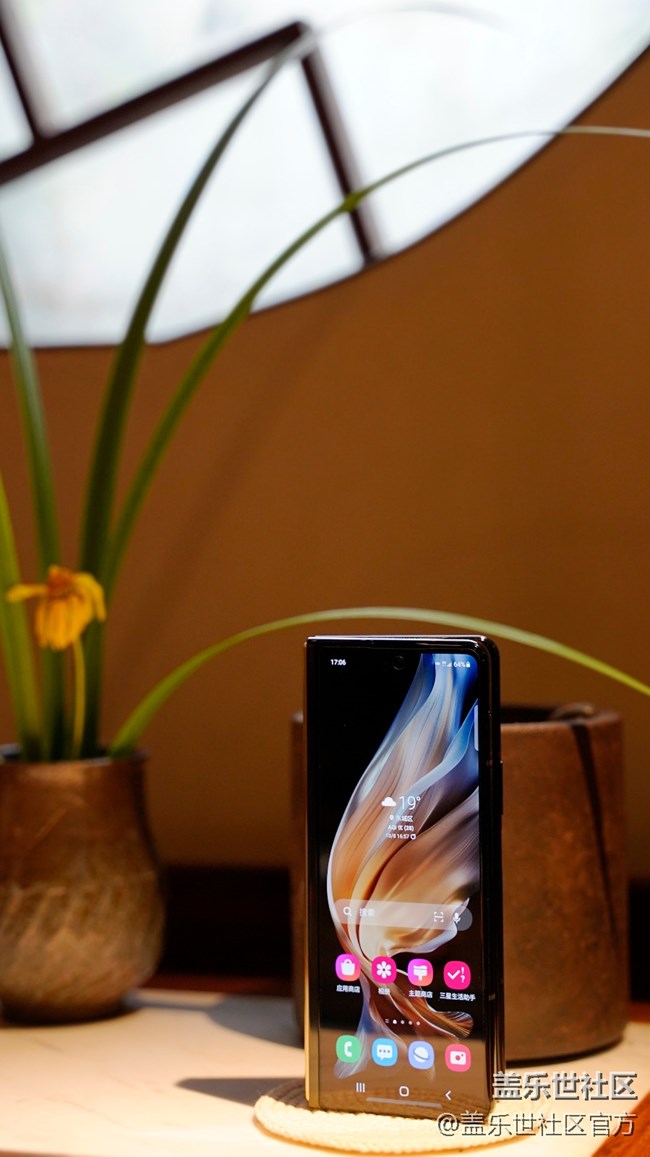 《每周星鮮事》 第83期:三星W22 5G全款預(yù)訂開(kāi)啟