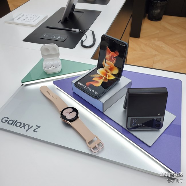 三星全新折疊屏手機(jī)快閃店重慶站【第二彈】