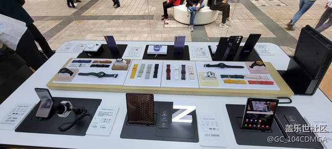 Galaxy Z&W系列空降山城 打卡解放碑10.22活動記錄