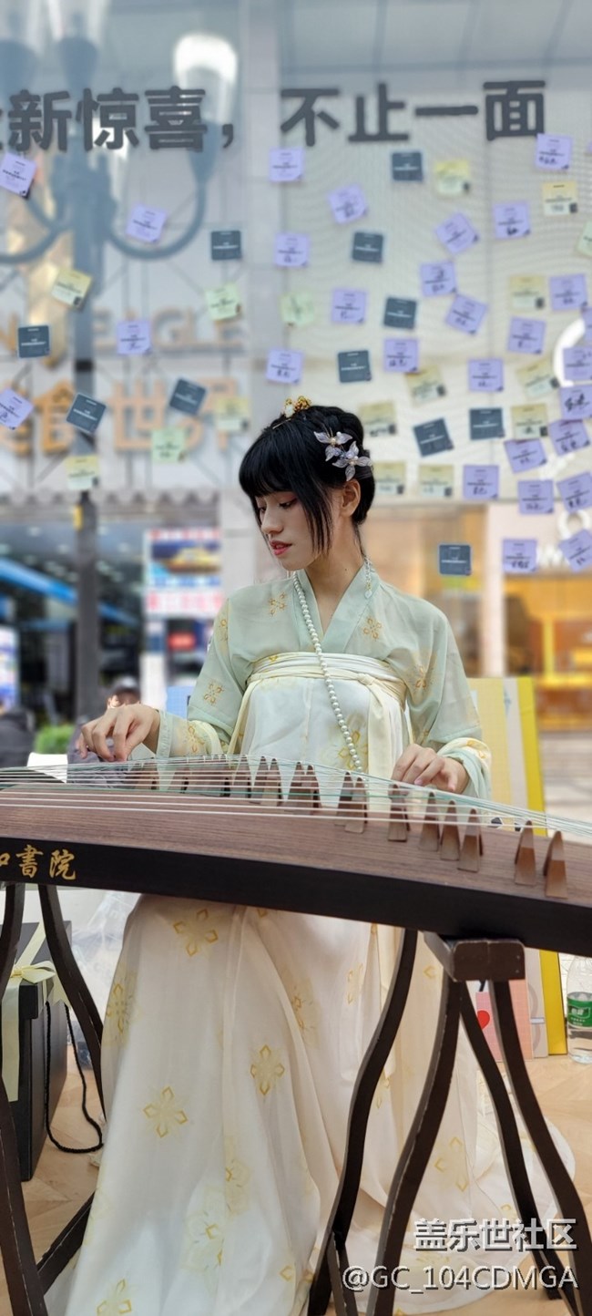 Galaxy Z&W系列空降山城 打卡解放碑10.22活動記錄