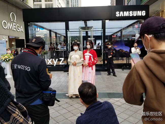 #三星快閃店打卡+心系天下W22&Galaxy Z系列的Fold和Flip#