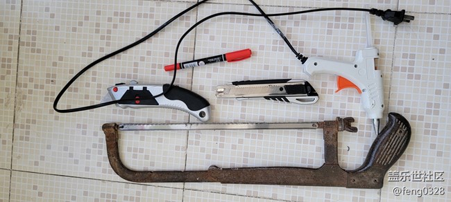 【Galaxy Watch4充電器創(chuàng)意改造】+帶上watch小平頭炸蛋黑