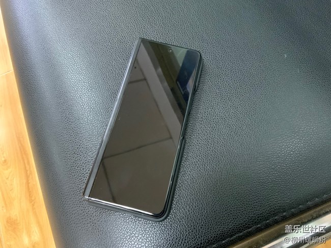 記一次，官方貼膜。