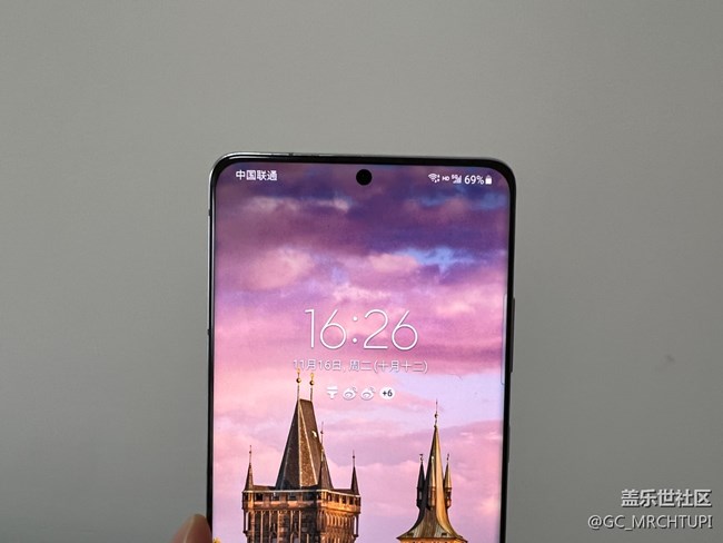 隨手拍三星S21U靈活的大塊頭