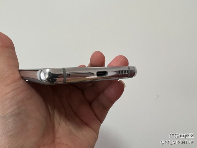 隨手拍三星S21U靈活的大塊頭