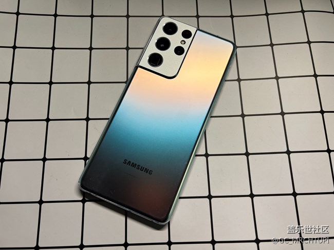 隨手拍三星S21U靈活的大塊頭