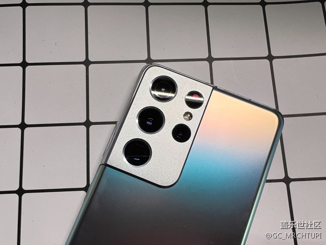 隨手拍三星S21U靈活的大塊頭