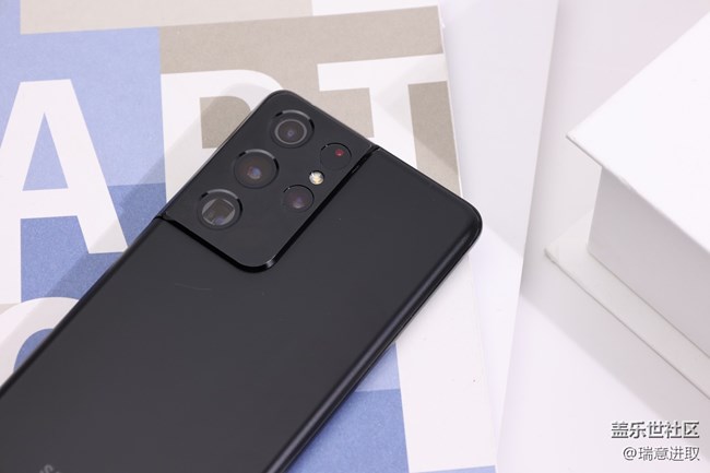 剛換了一臺(tái)三星S21 Ultra，這絕對是今年安卓手機(jī)天花板！