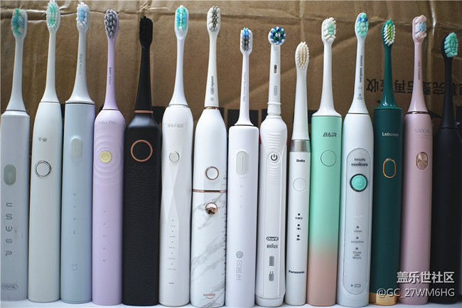 三四百電動(dòng)牙刷和一千多的哪個(gè)好？個(gè)護(hù)師深度科普！