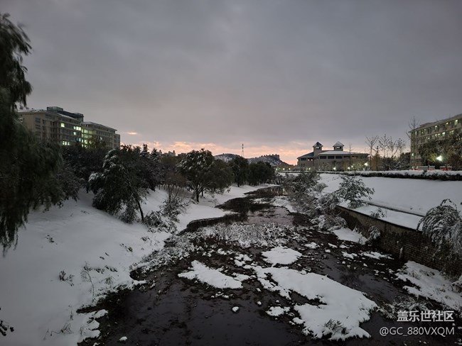 三星S21+拍照不錯