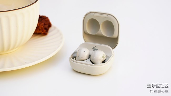 當(dāng)Samsung Galaxy遇見Maison Kitsuné小狐貍 當(dāng)Samsung Galaxy遇見Maison Kitsuné小狐貍