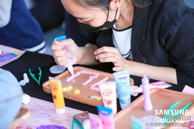 三星全新折疊屏手機(jī)快閃店落地萬象天地（12月3日-12日）