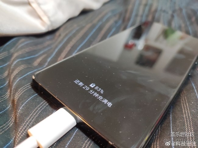 隨手測試這款手機的續(xù)航，使用情況如何呢？