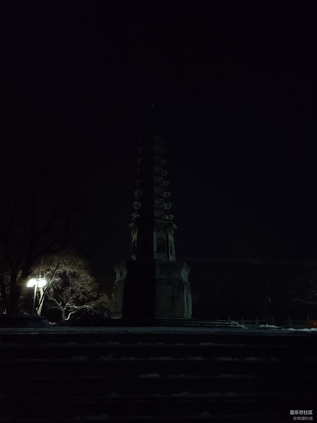 三星Galaxy S21+ 夜間拍攝效果如何？看過就知道了