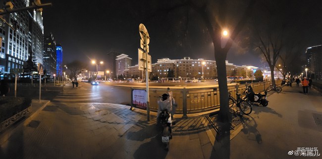 離開北京前用s21拍的兩張全景