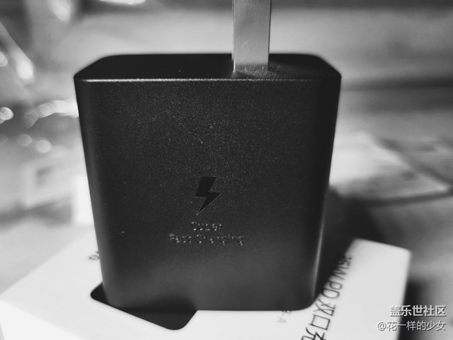 【我的收藏】三星35w充電頭展示