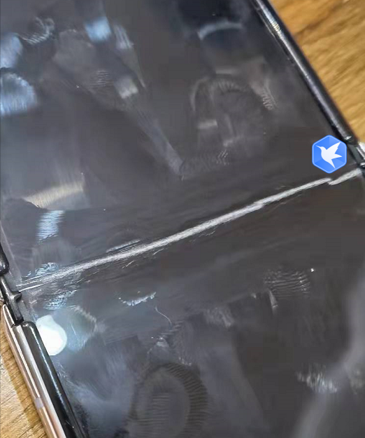 千萬(wàn)別買(mǎi)三星這個(gè)讓人傷心的手機(jī)