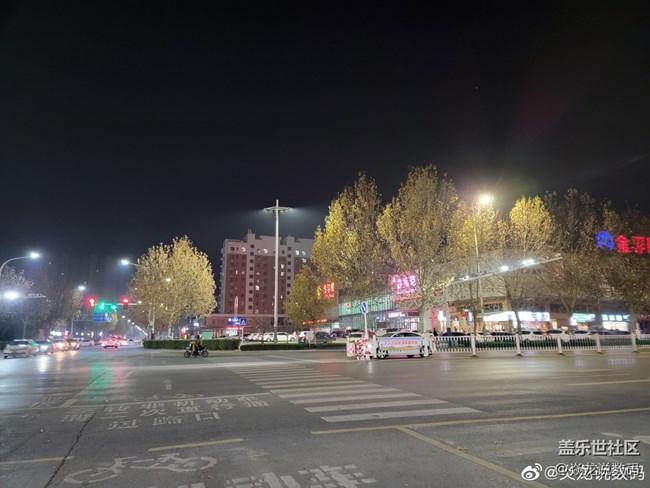 夜景拍出來的效果，打幾分？