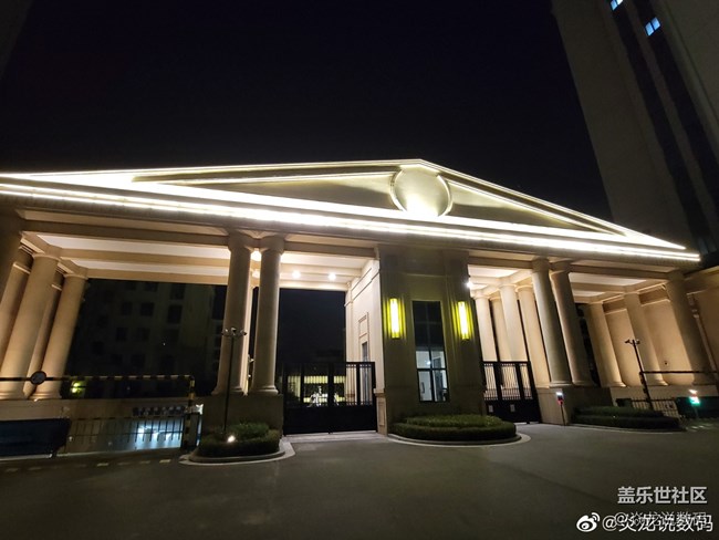 夜景拍出來的效果，打幾分？