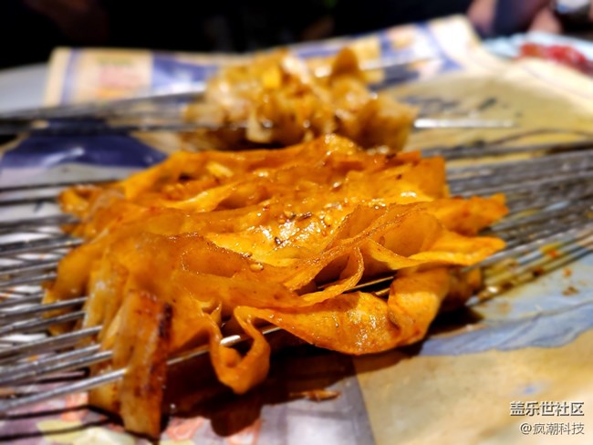 用三星Galaxy S21+帶你們感受一下遼寧鐵嶺的燒烤！