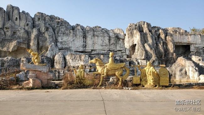 【我不一樣的圣誕】+打卡石頭雕塑