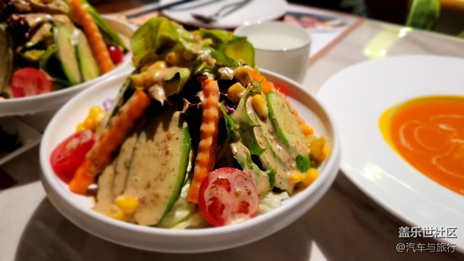 三星出色的影像實(shí)力成為閨蜜們的影像記錄神器