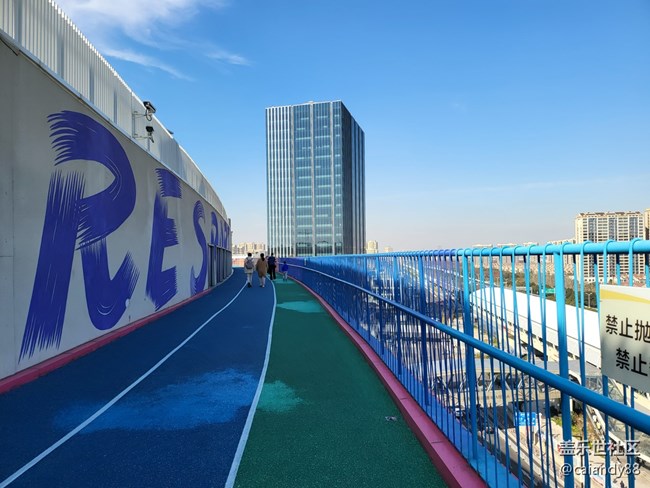 Galaxy Z系列手機(jī)星粉體驗(yàn)團(tuán)-防水還有屏下，F(xiàn)old3 評測