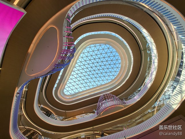 Galaxy Z系列手機(jī)星粉體驗(yàn)團(tuán)-防水還有屏下，F(xiàn)old3 評測