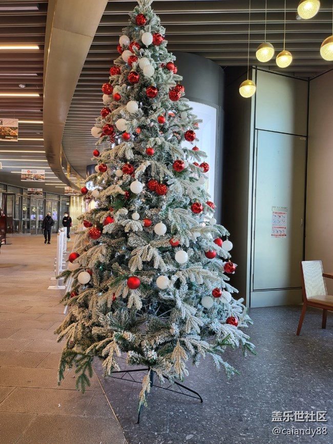 Galaxy Z系列手機(jī)星粉體驗(yàn)團(tuán)-防水+屏下,最具創(chuàng)新的折疊旗艦