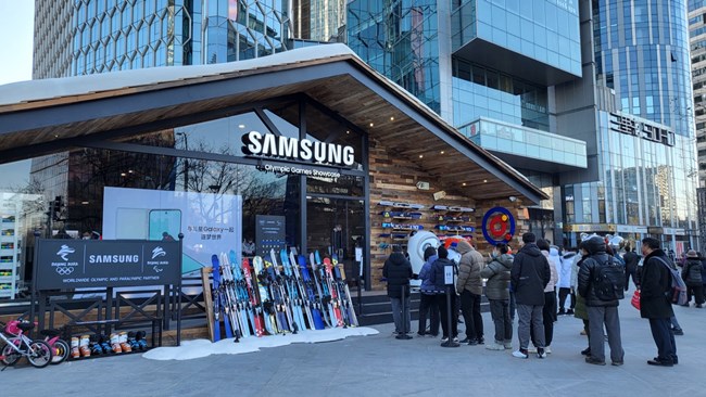快來(lái)打卡！ 三星冬奧快閃店也齊齊亮相營(yíng)業(yè)