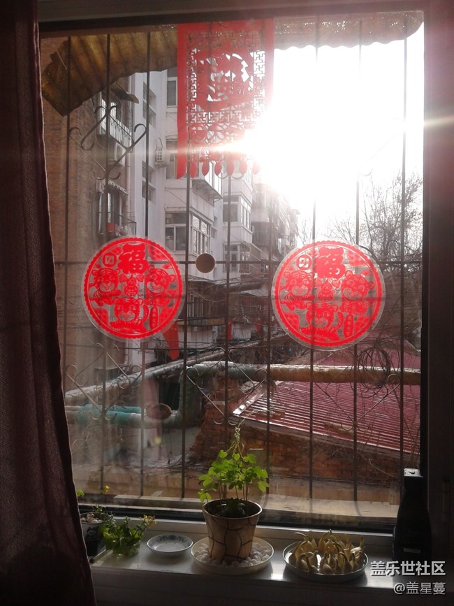 【家鄉(xiāng)年味】春聯(lián)、福字、吊錢貼起來