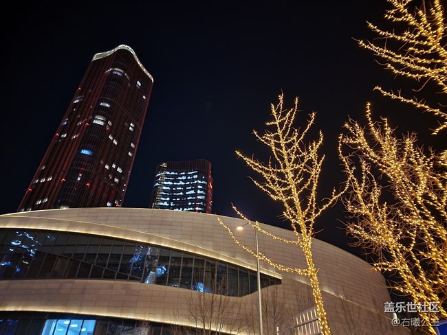 夜間魅力看得見(jiàn) 三星Galaxy S22系列評(píng)測(cè)