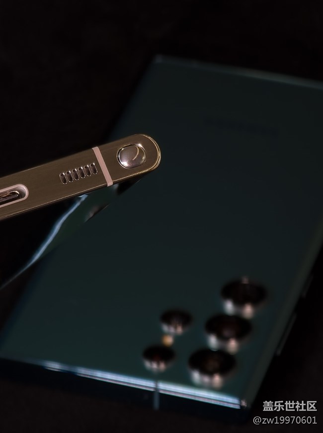 開年機皇 三星Galaxy S22系列手機上手評測