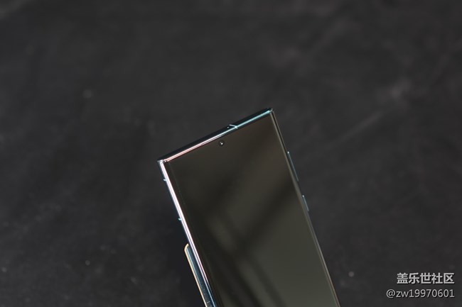 開年機皇 三星Galaxy S22系列手機上手評測