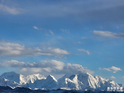 貢嘎雪山觀景臺看貢嘎雪山群