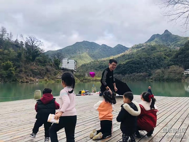 【家鄉(xiāng)年味】春節(jié)帶娃