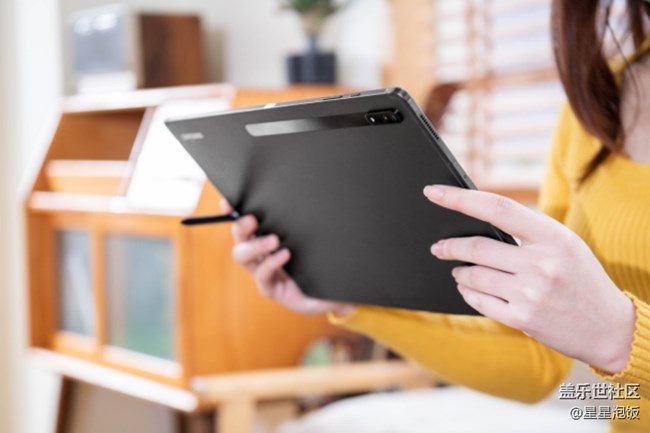 我說這款平板是安卓機(jī)皇沒人反對吧！