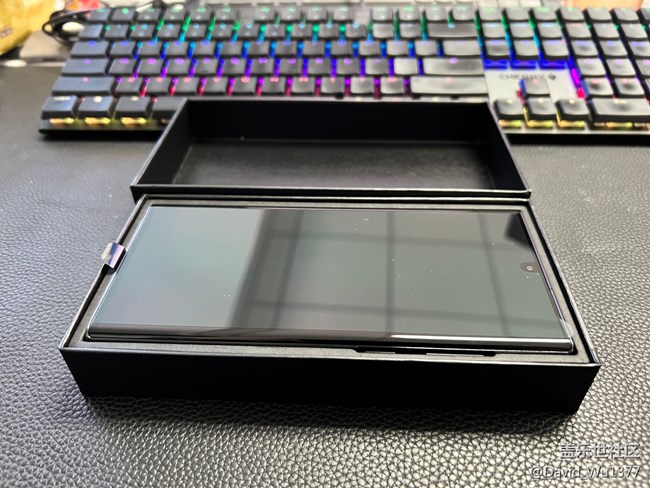 真香理論之三星S22U開箱