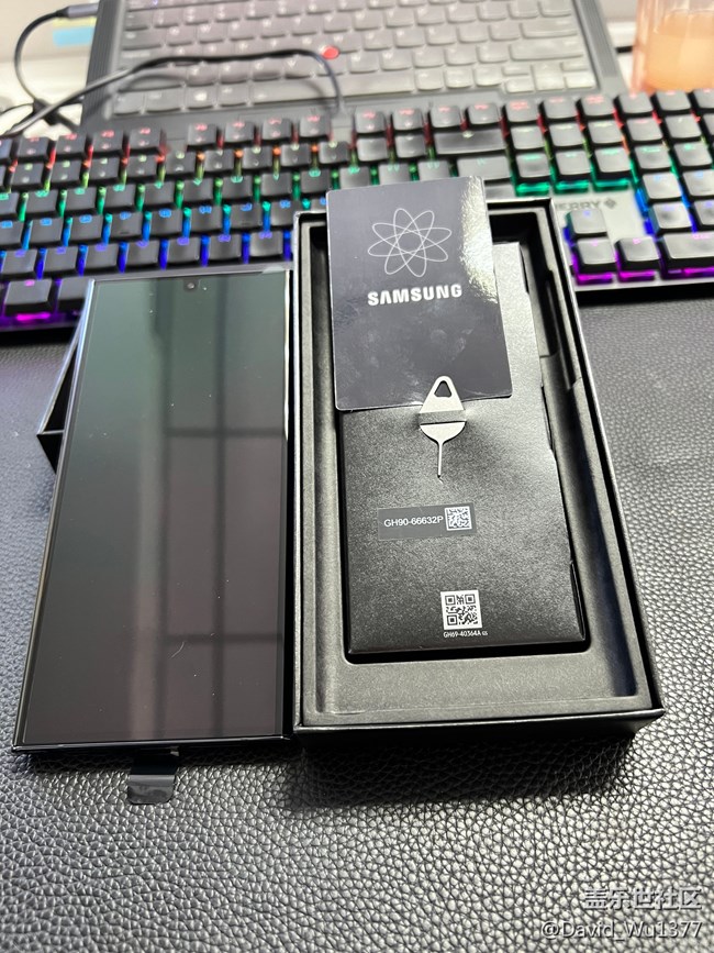 真香理論之三星S22U開箱